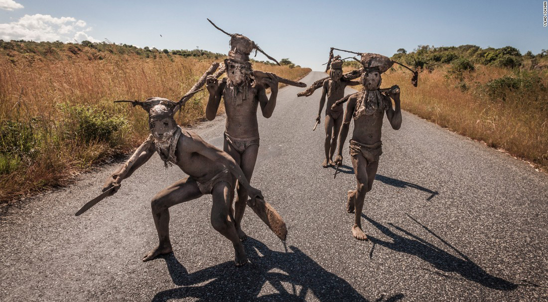 tribes_on_the_road_-_vlad_sokhin