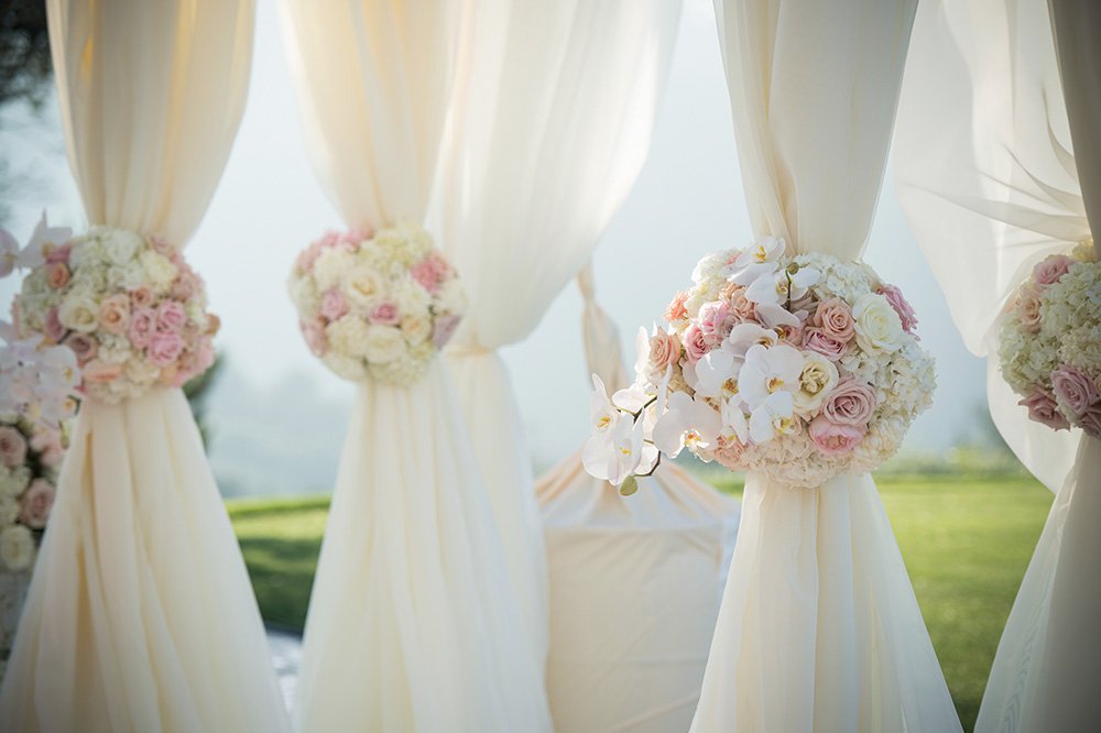 Beautiful Chuppah Floral at Tehama