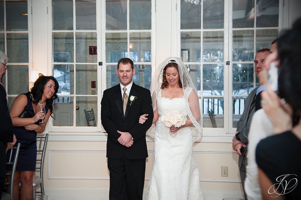 bride walking down isle, first look photos, wedding ceremony photos, Albany Wedding Photographer, Crooked Lake House wedding, old daley inn