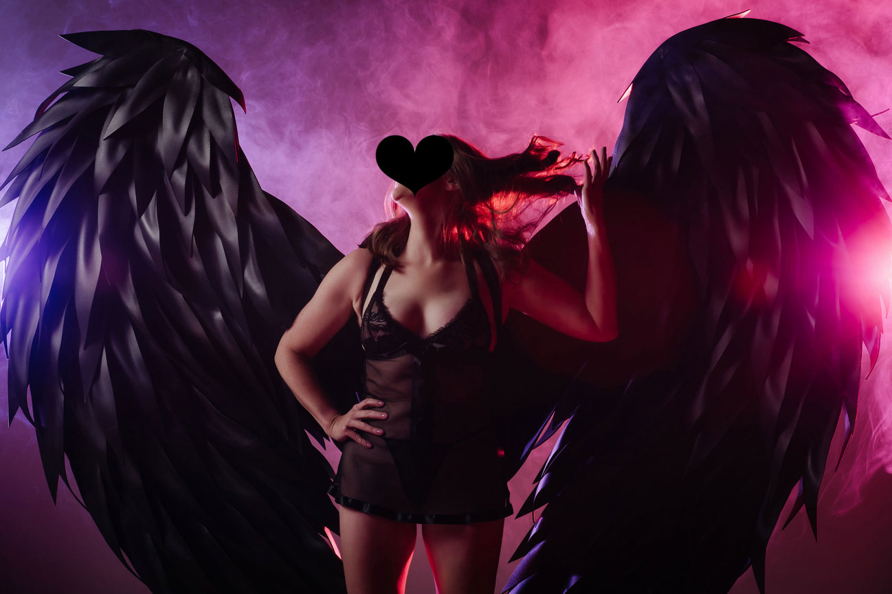 Mr. & Mrs. L's Couples Boudoir Session