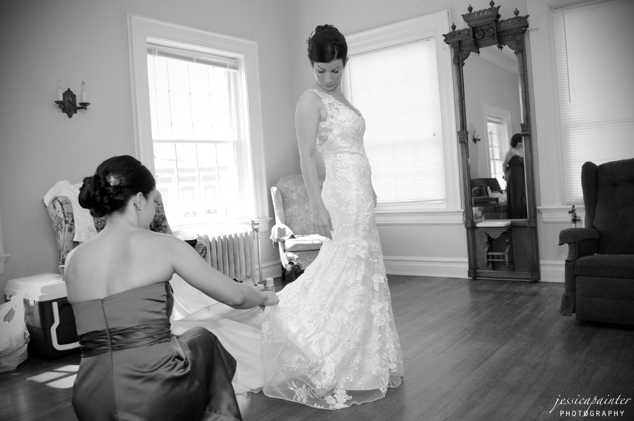 wedding dress photo, brides dress photo, albany wedding photographer