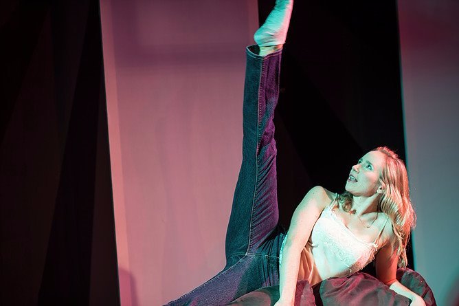 I LOVE YOU, YOU'RE PERFECT, NOW CHANGE - Crown City Theatre