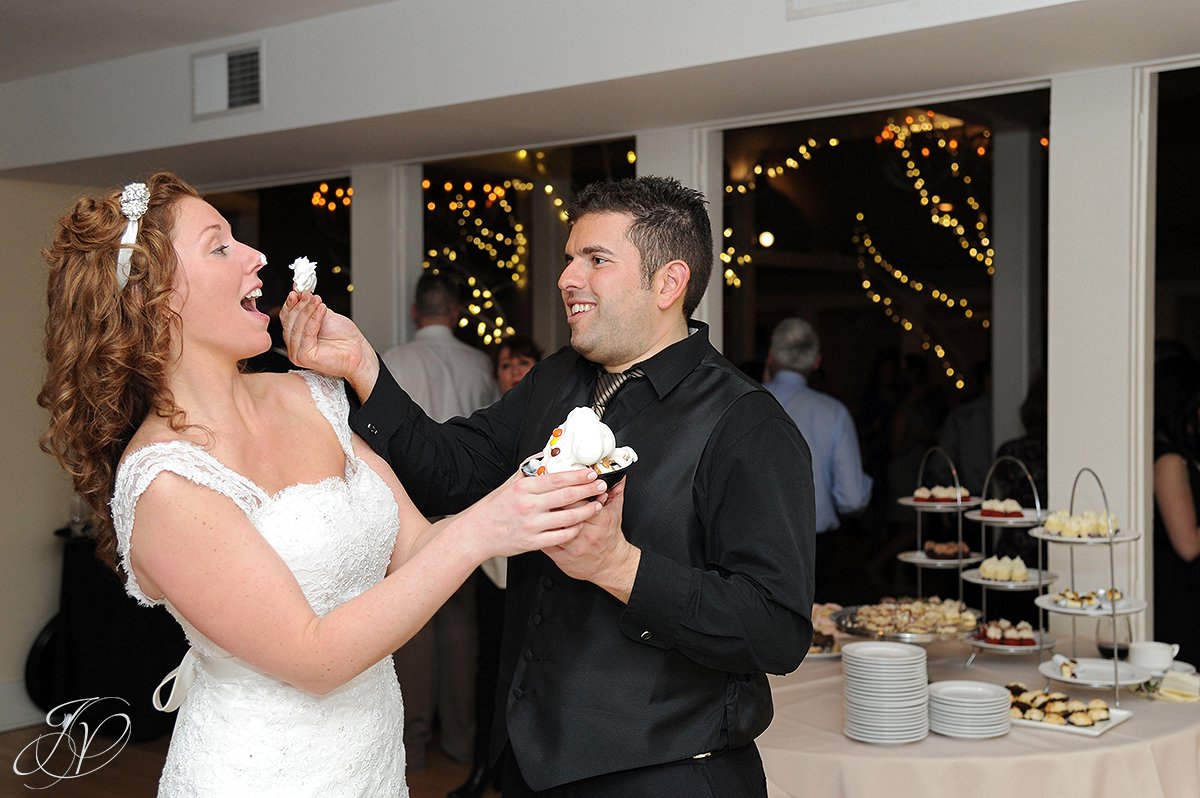cake cutting photos, wedding cake photo, Crooked Lake House wedding, old daley inn, Albany Wedding Photographer, wedding reception photos