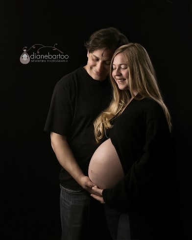 Riverside Pregnancy Photography Session