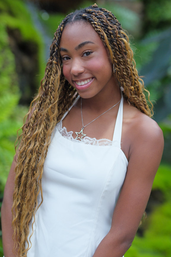 An Awesome Senior Portrait Photography Session at Grapevine Lake in Texas