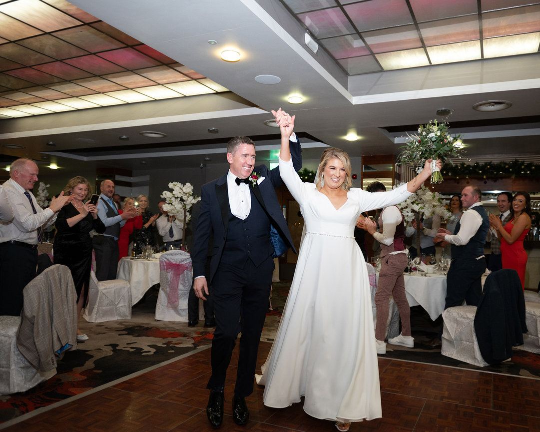 How To Book One of The Best Wedding Photographers in Galway