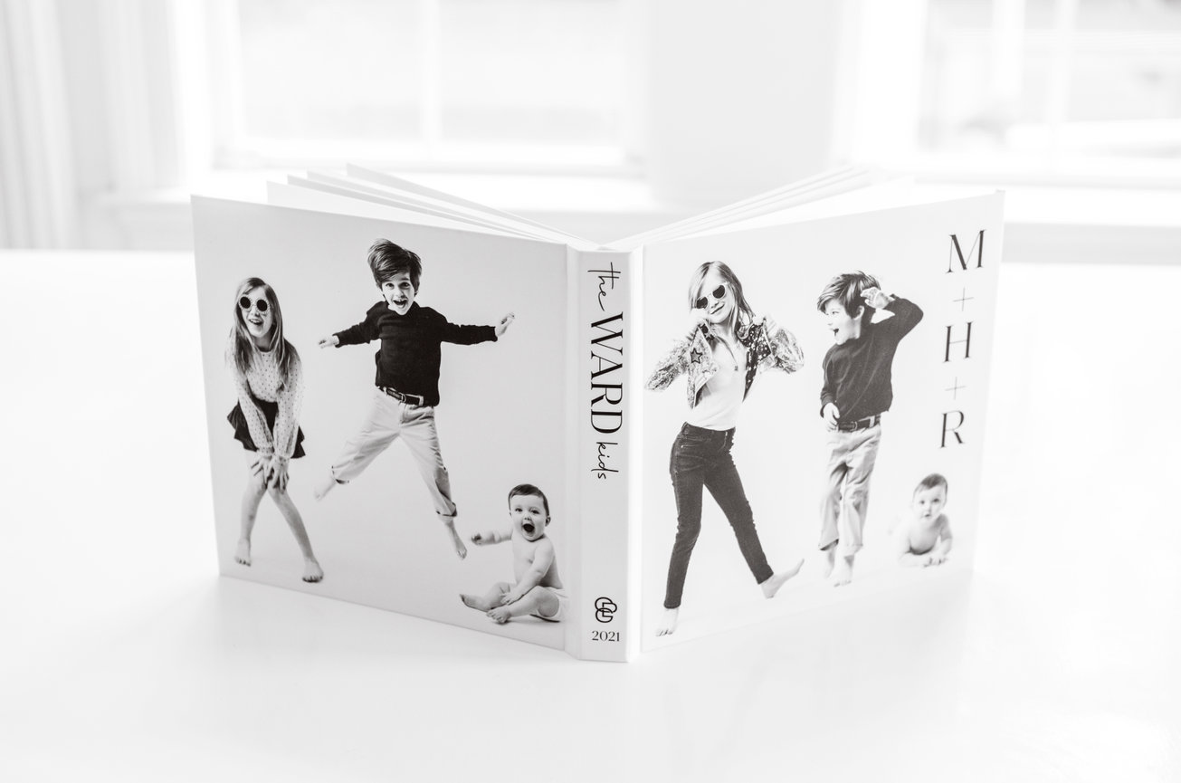 Multi-Generation Family Portraits: a Not-to-Miss Experience!