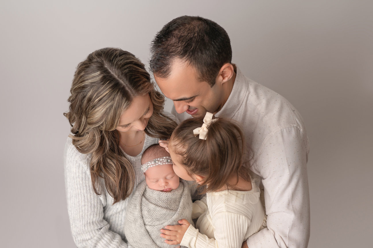 A Guide to Postpartum Support Groups and Resources in Cranbury, NJ