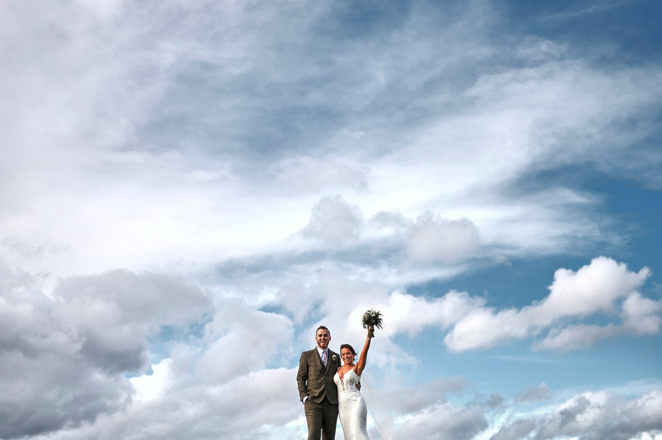 Gaynes Park Summer Wedding - Harriet & Ed