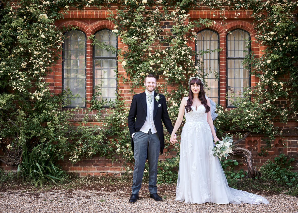 Gaynes Park Summer Wedding - Harriet & Ed