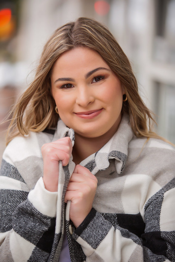 Fall Rainy Day Senior Pictures in Columbia MO