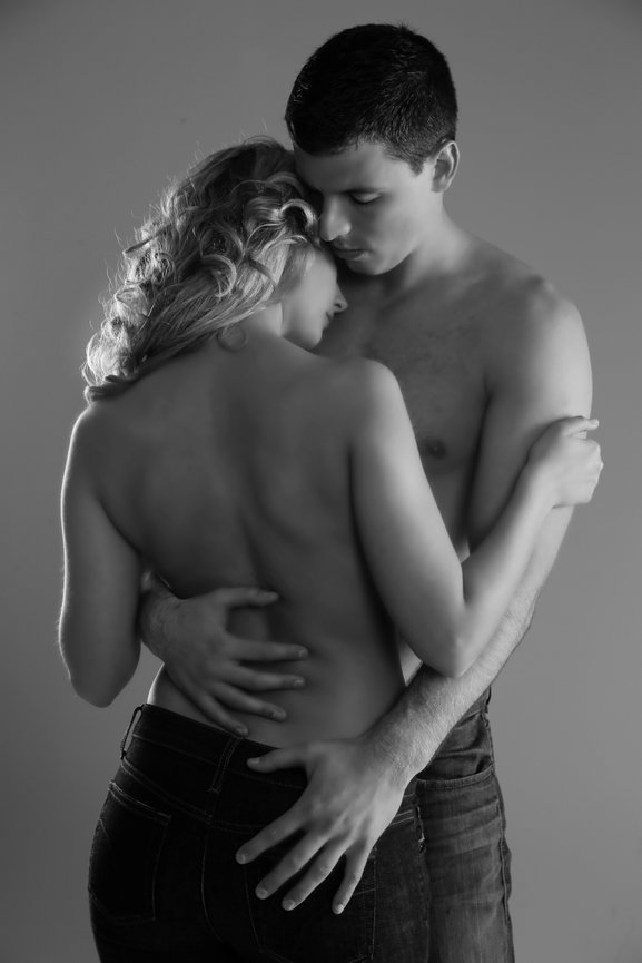 🎁 When You’re Not Sure What Size… Get Her a Boudoir Session! 💋