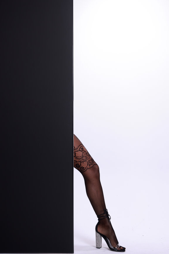 🎁 When You’re Not Sure What Size… Get Her a Boudoir Session! 💋