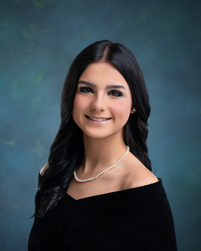 Macy Hayes Senior Book