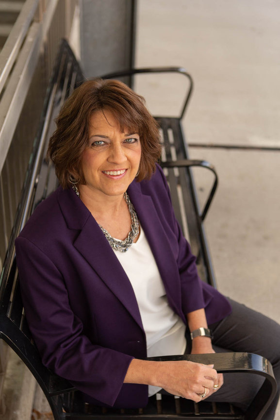 Business Lifestyle & Branding Session for the Course Creator & Podcaster