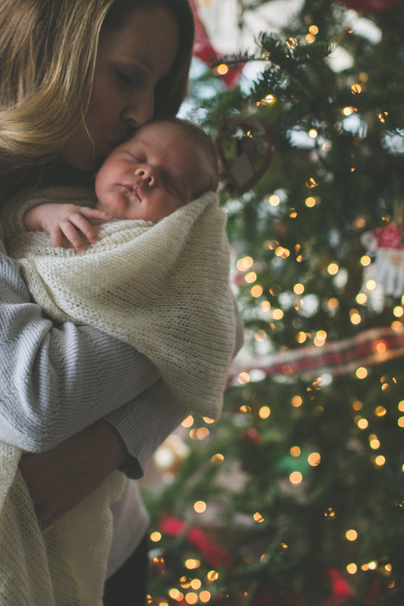 Mamma With Child & full house