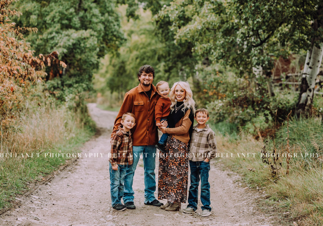 Nick and Eva Sweet Water Hollow Salmon Idaho Idaho Wedding