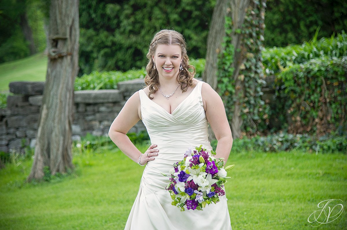 Bridal portrait at beardslee castle, bridal portrait albany wedding photographer, capital region wedding photographers