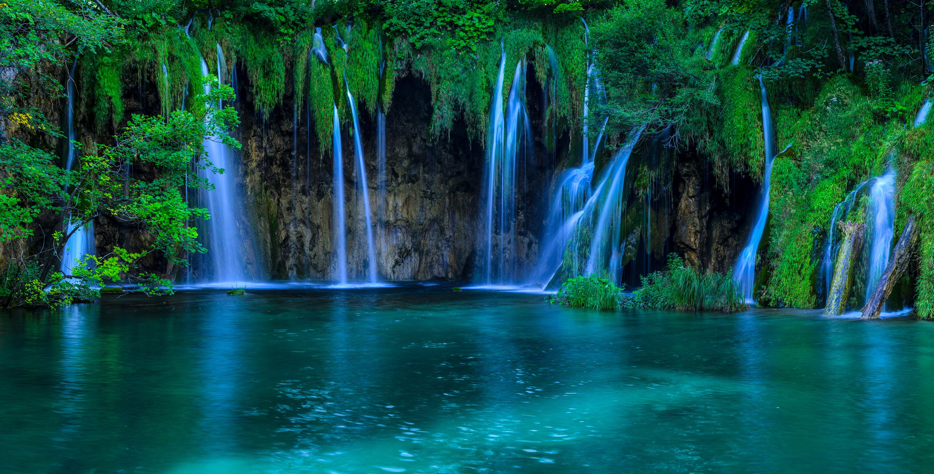 Lagoon Falls - Kandy Gallery