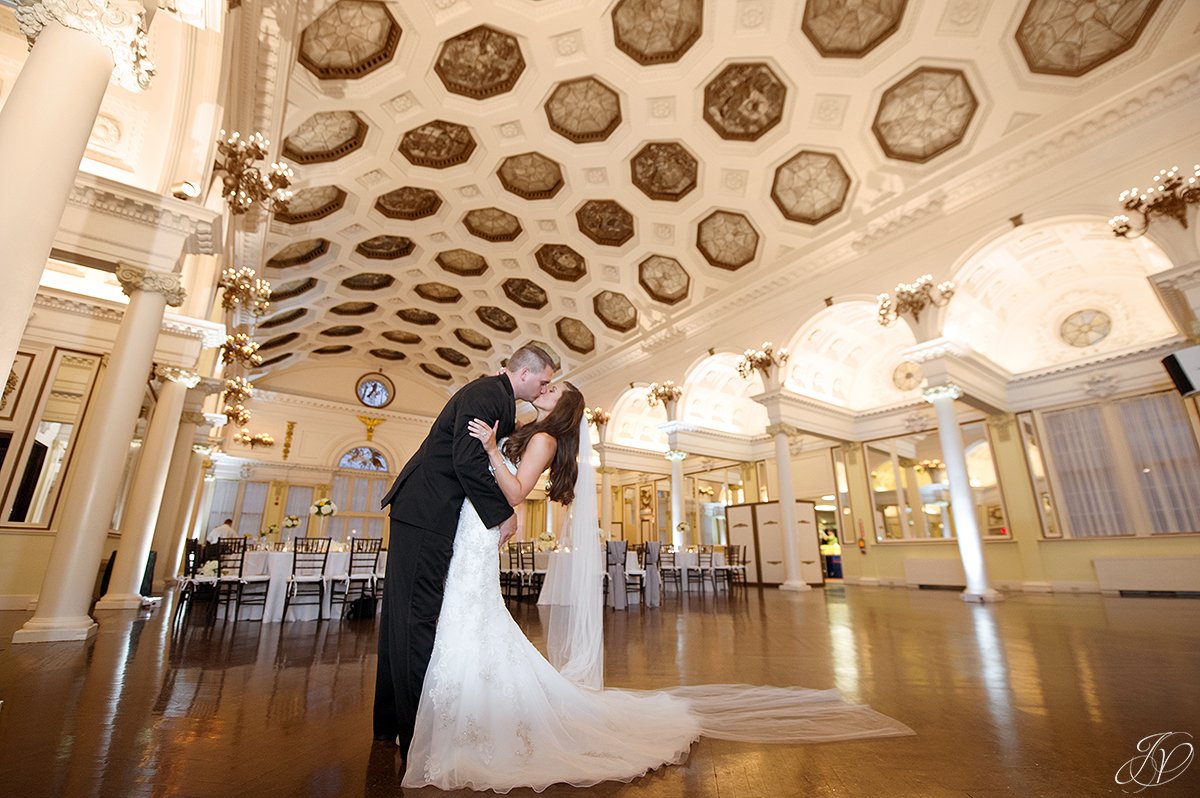 bride and groom canfield casino ballroom