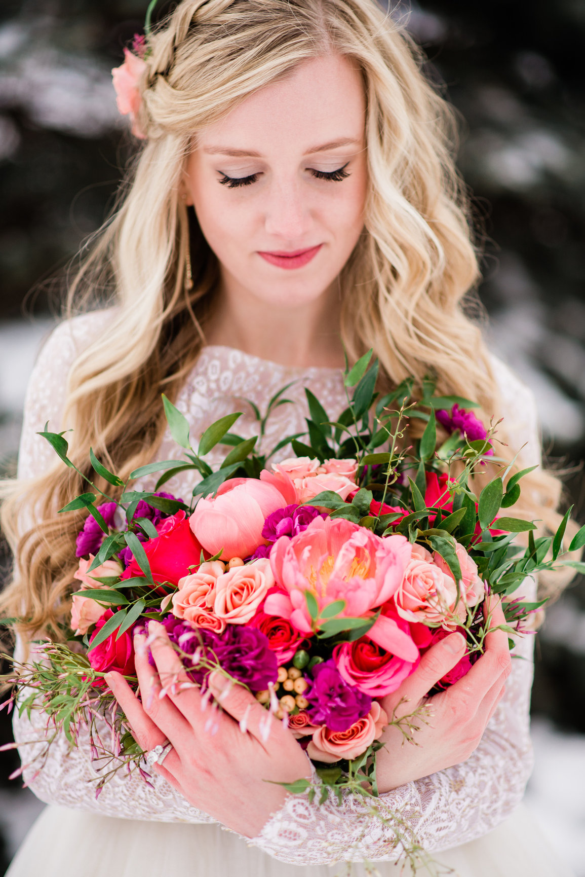 how-to-stay-warm-at-your-winter-wedding-paul-reams-bride