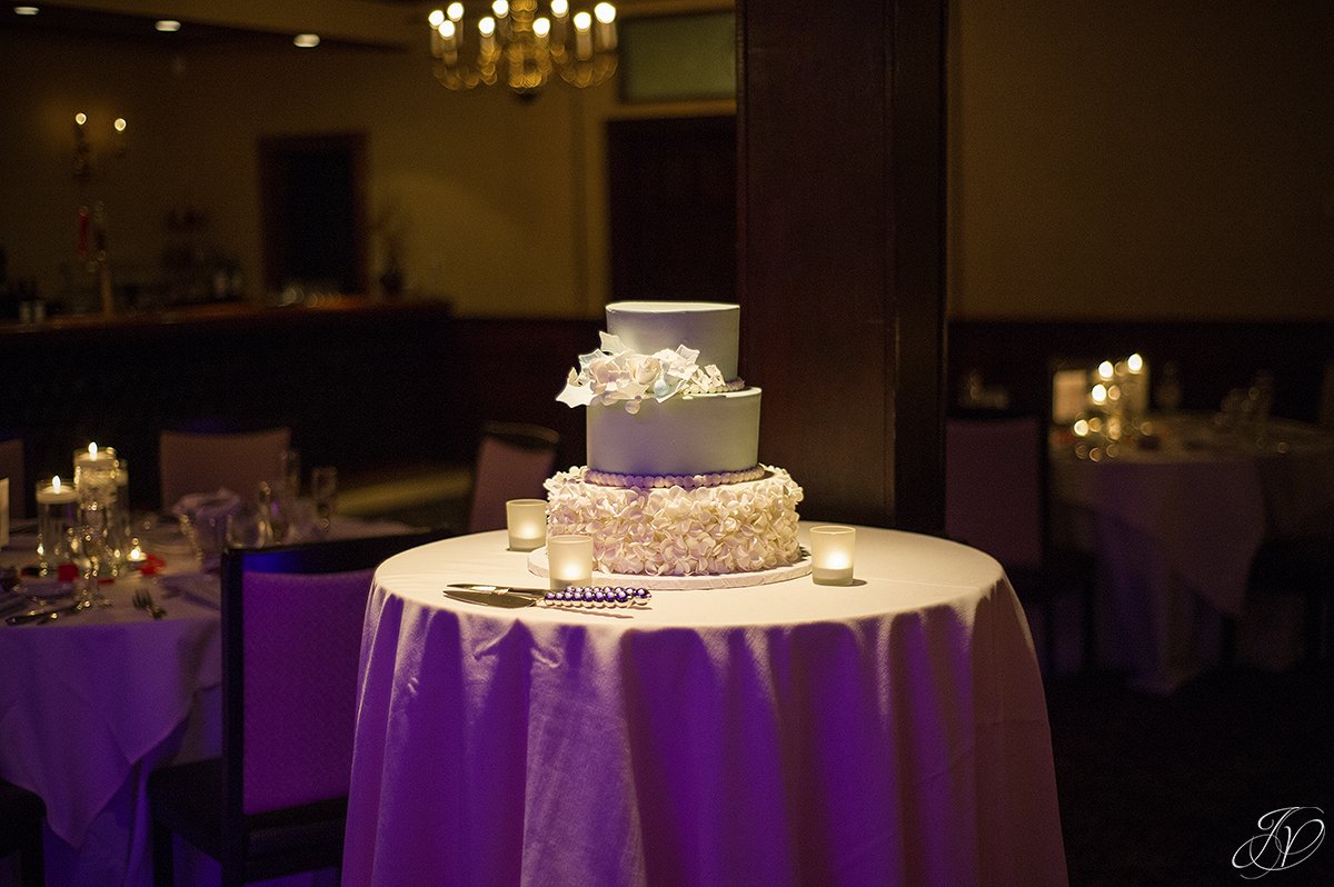 unique bridal cake, jessica painter photography