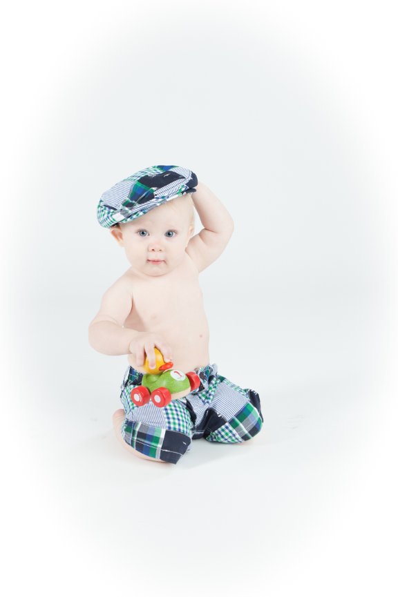 Client testimonial for Bellies n Babies Photography Studio in Dania Beach, Florida, known for Maternity Photography, Model portfolio adults and children, Family portraits, headshots.