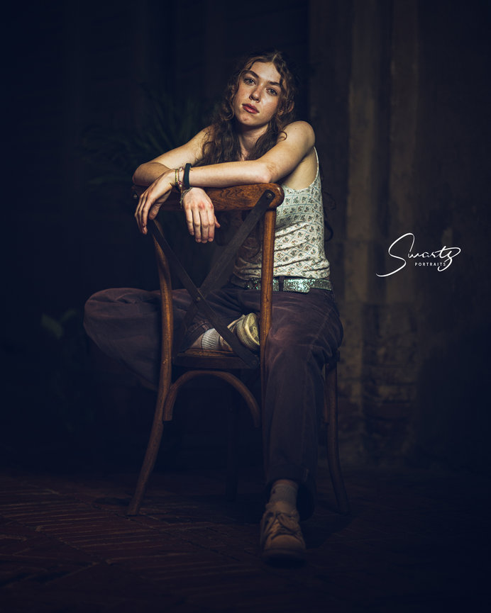 Editorial luxury senior portrait of a Falls at Imperial Oaks Spring 77386 senior by Swartz Portraits
