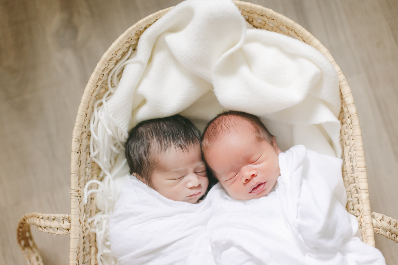 Minneapolis newborn photographer