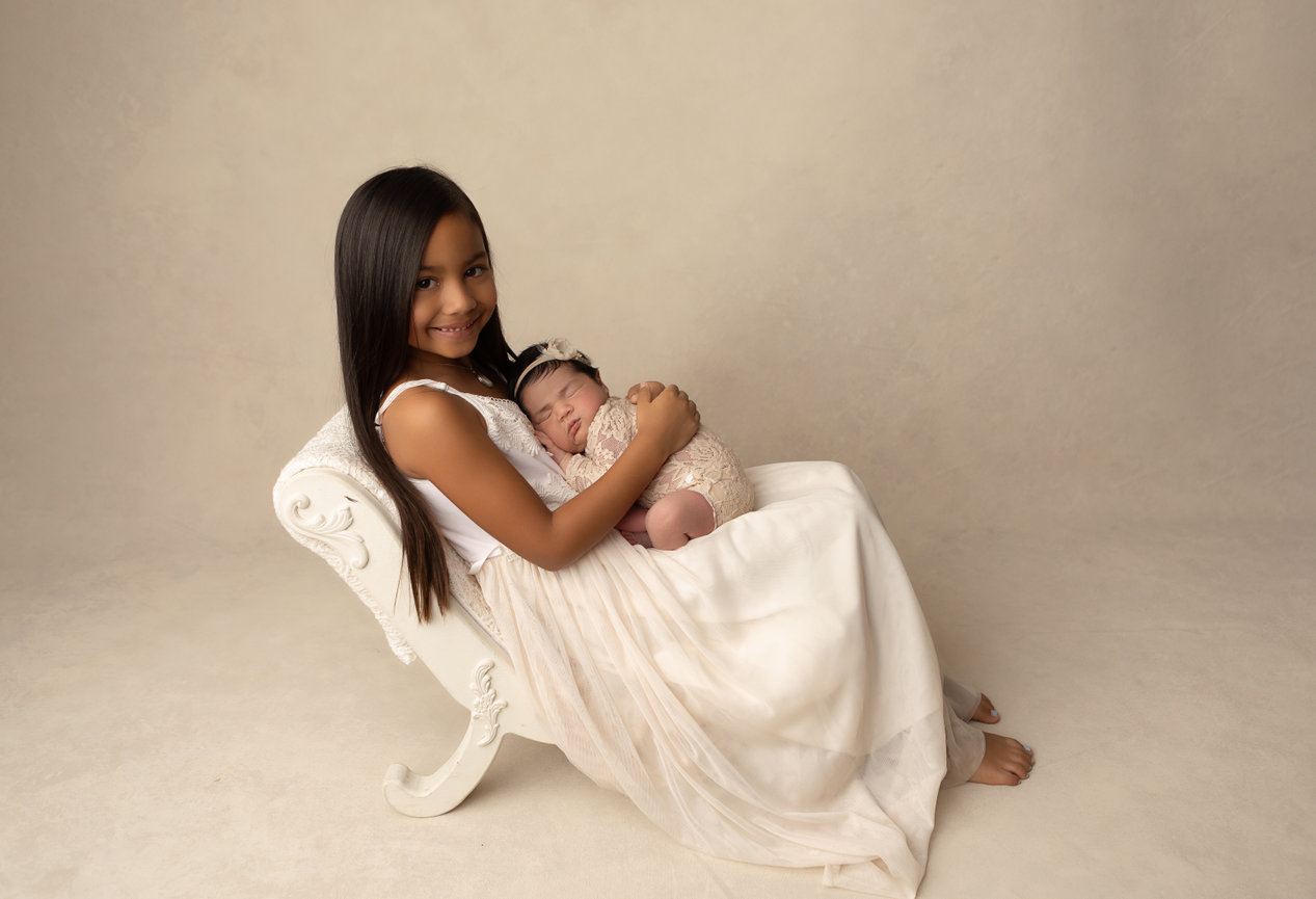 riverside newborn photographer, corona newborn photographer, corona baby photographer, inland empire newborn photographer,