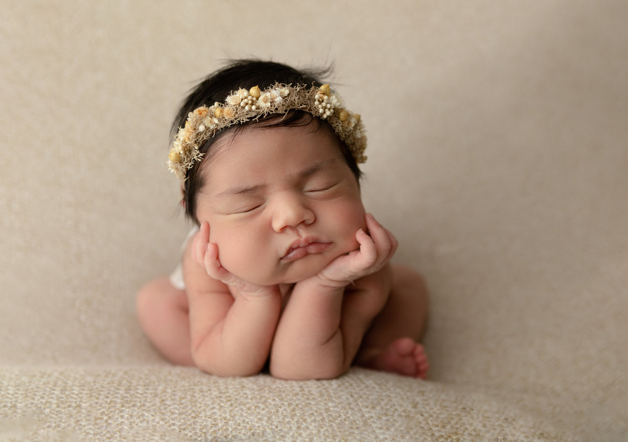 inland empire newborn photography, riverside newborn photographer, riverside newborn photography, riverside maternity photographer, riverside baby photographer, riverside cake smash photographer,