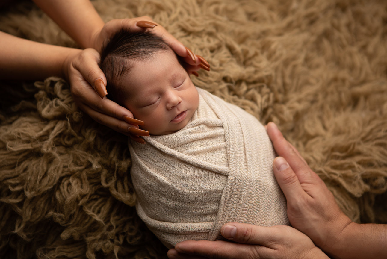 riverside newborn photographer, riverside newborn photography, riverside maternity photography, riverside baby photos, riverside newborn portraits,