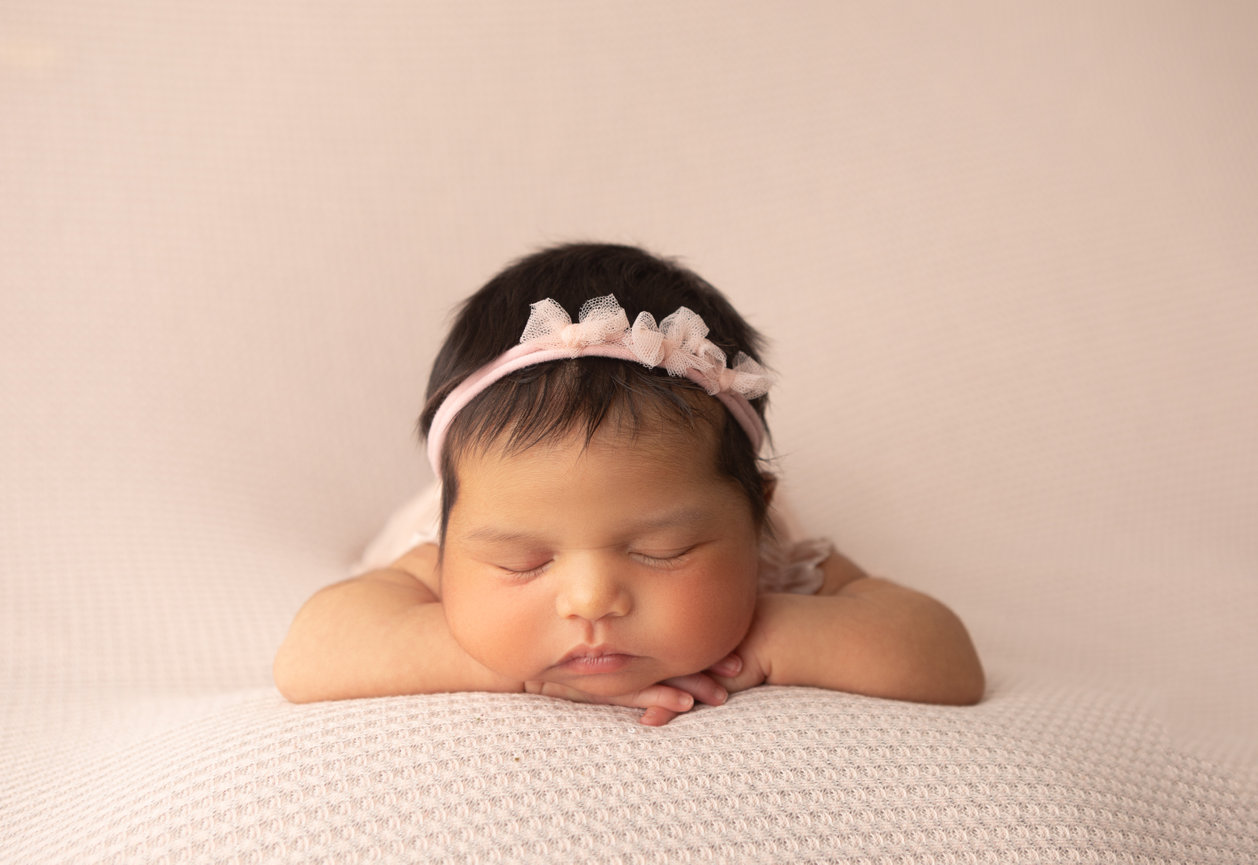 chino hills newborn photographer, chino newborn photographer, chino baby photographer, chino hills family photographer, chino cake smash photographer, chino ca,