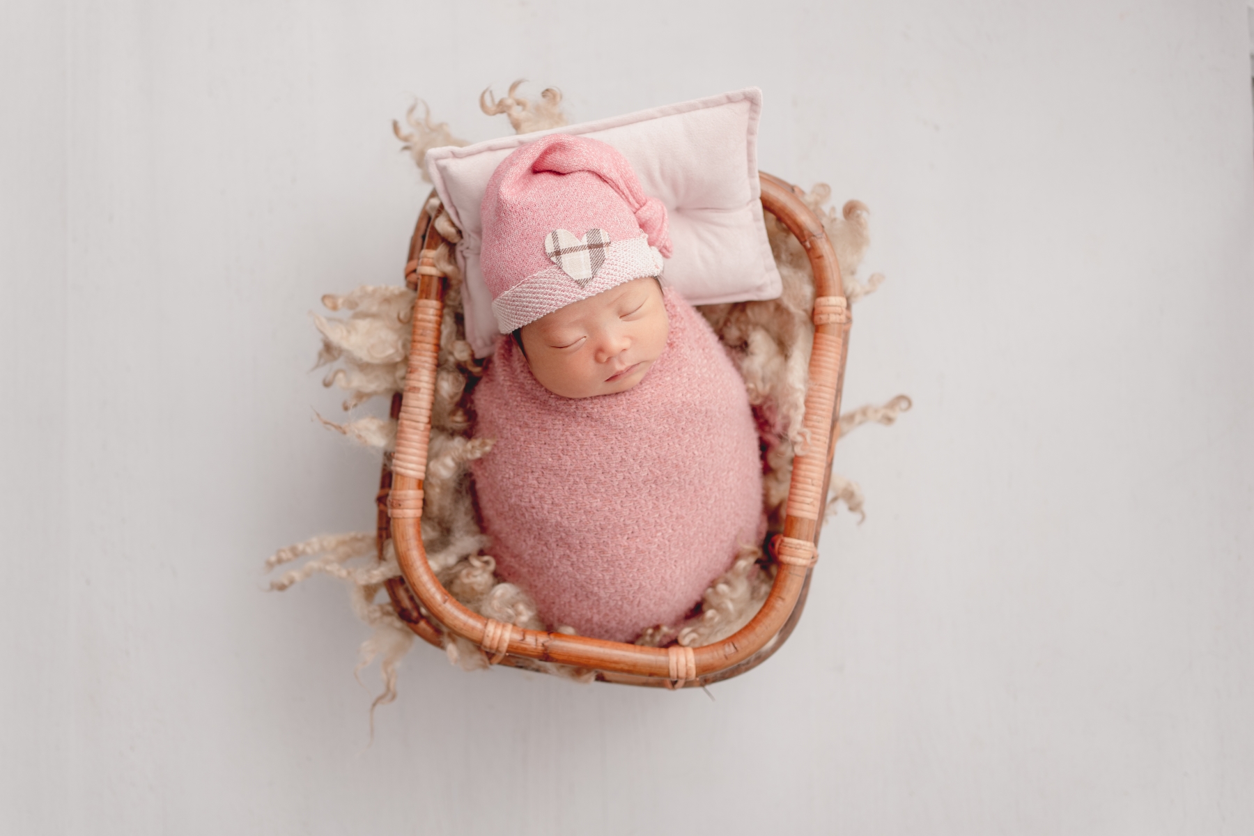 Newborn Photographer Michelle Gunton Photography