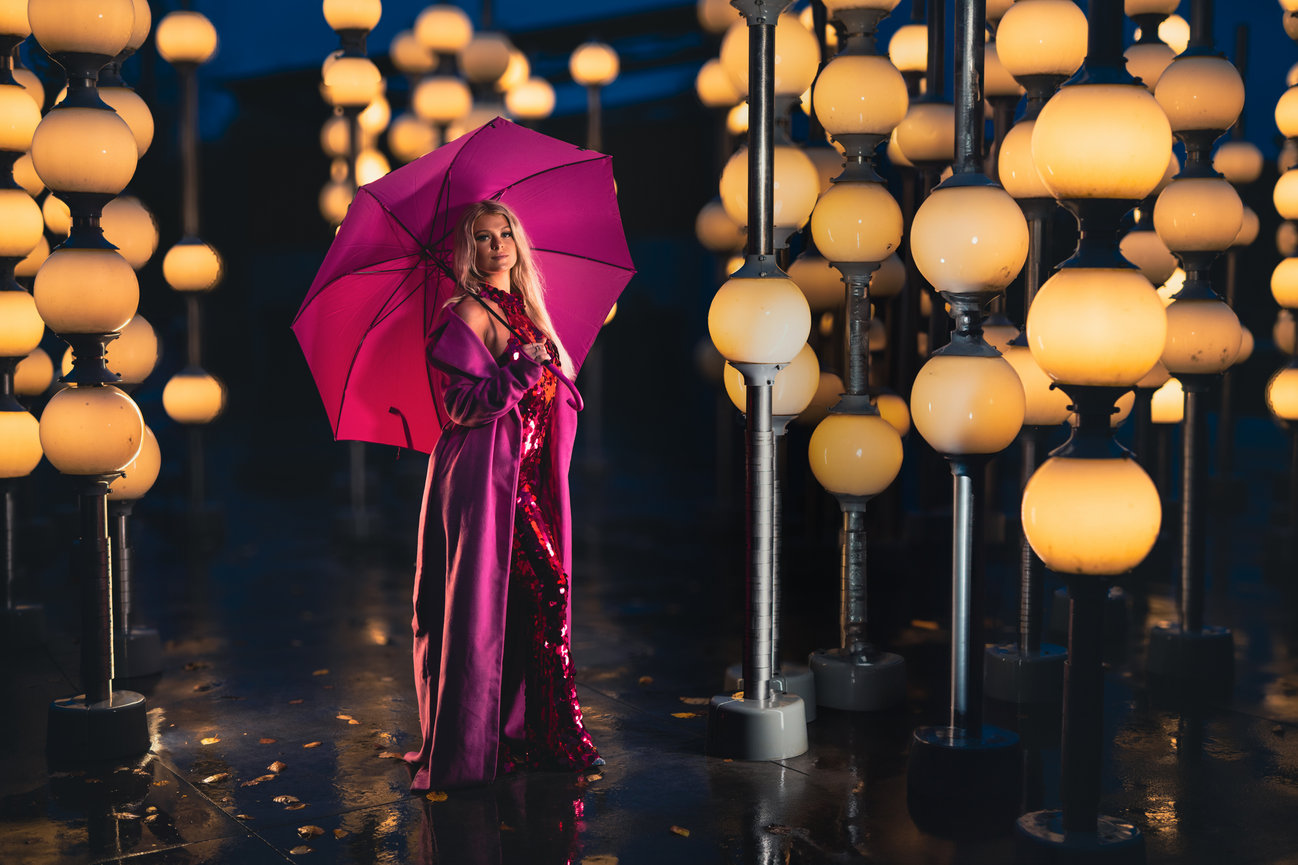 Des Moines Iowa Waterworks Park Senior Photographer