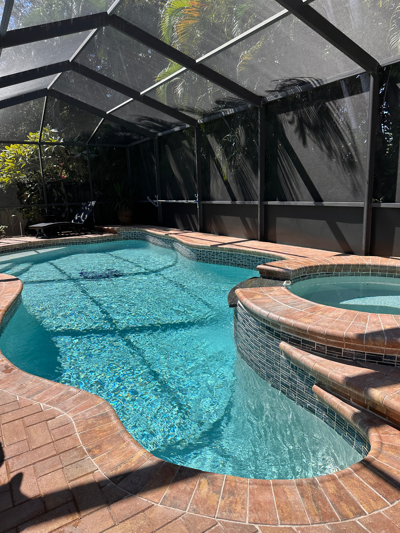 Clean residential pool and spa maintained by Playa Pool Pros
