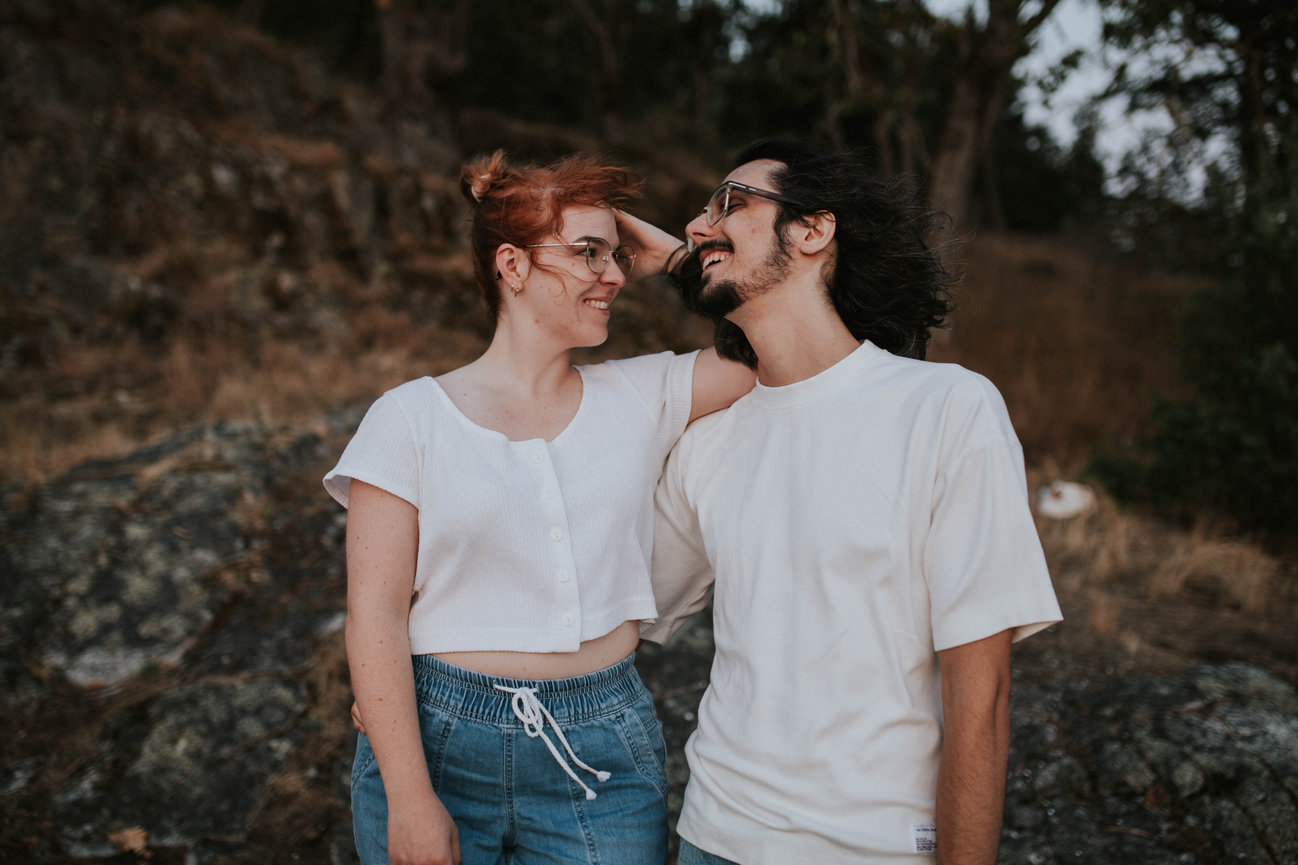 Saltspring Island proposal session photography with a polished, candid style.