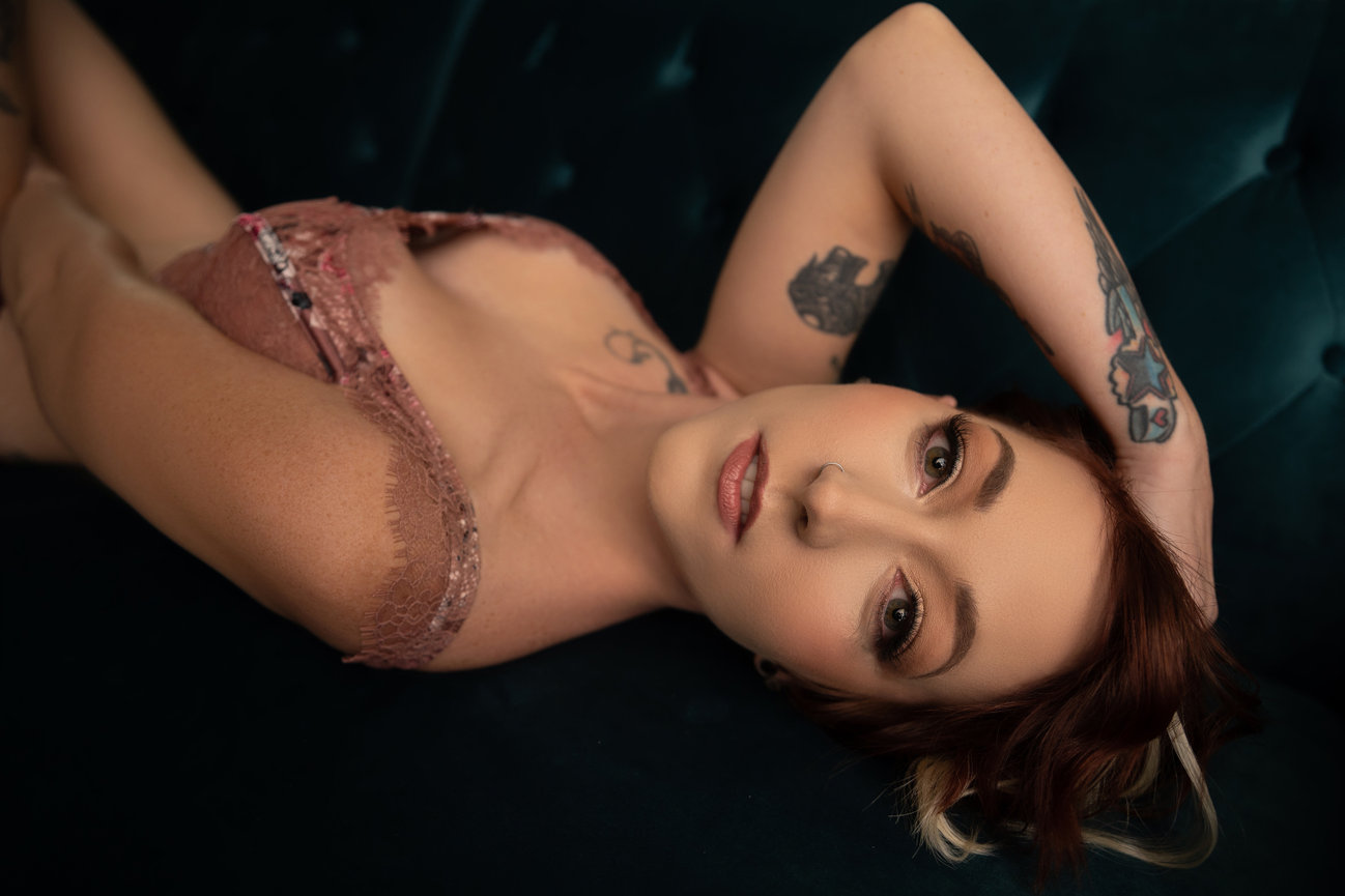 orlando boudoir photography, boudoir photographer near me, boudoir portrait studio orlando, professional boudoir photos