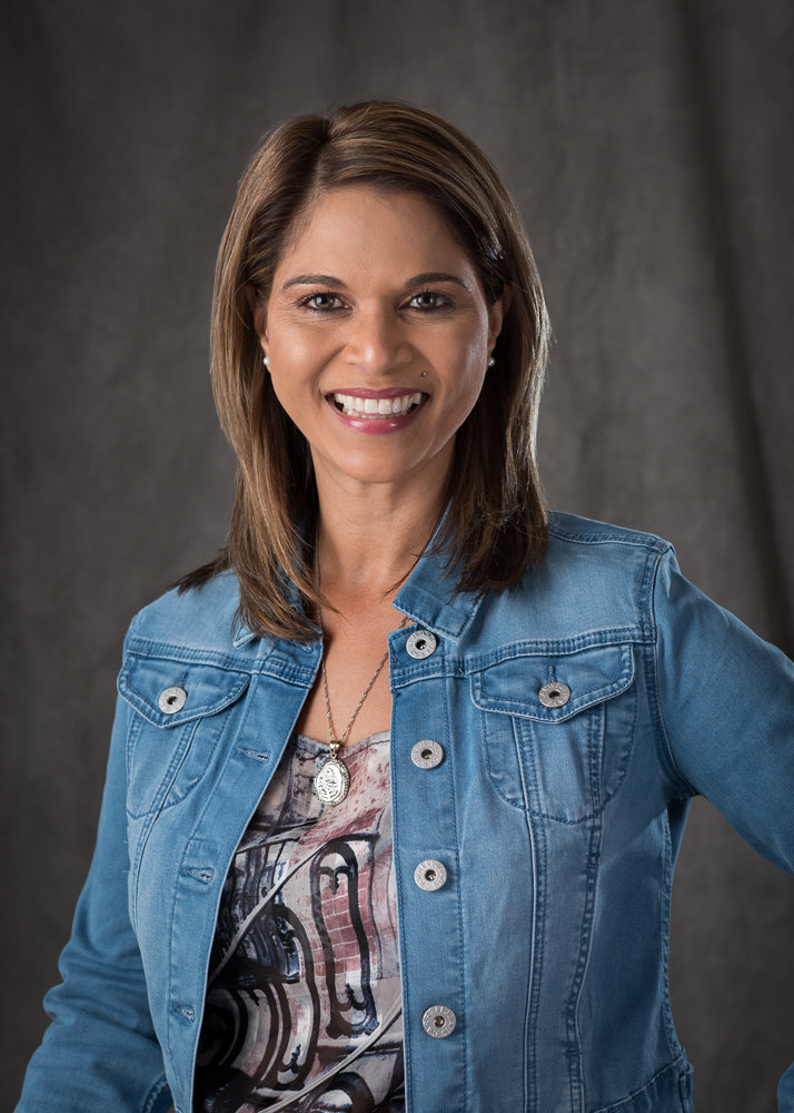 What to Wear for Your Business Portrait - KDG Photography