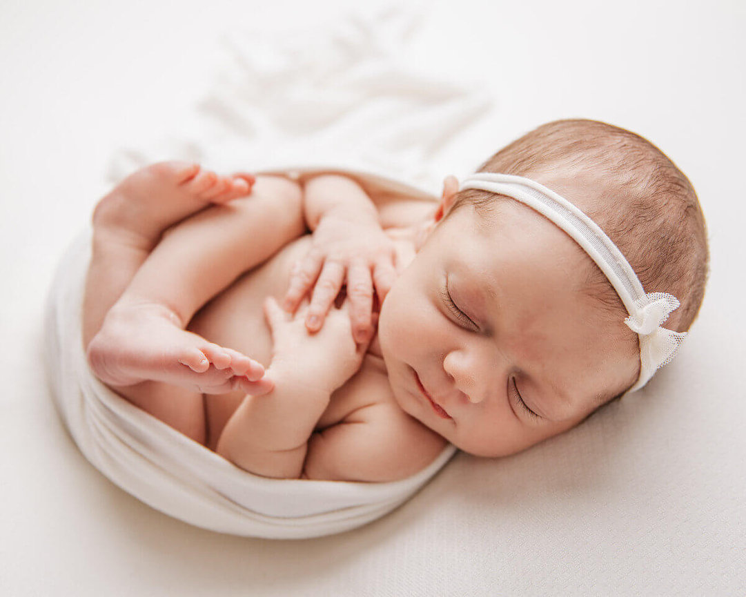Newport Beach maternity photographer, Newport Beach newborn photographer, Newport Beach baby photographer, Newport Beach family photographer, portrait studio in Newport Beach CA