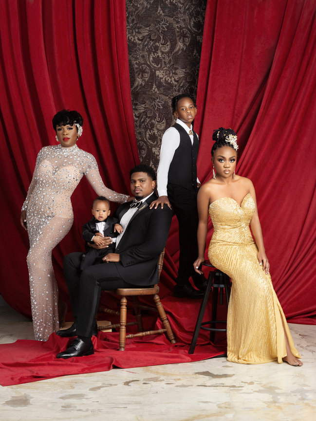 2022 Sbs Holiday Portrait Sophia Barrett Studios